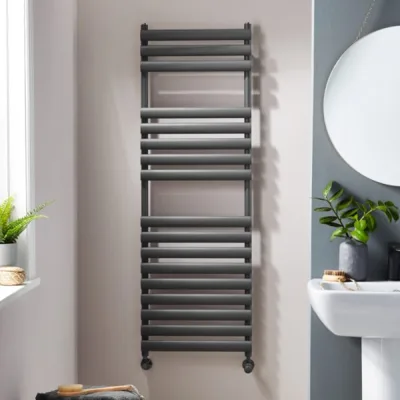 Towelrads Dorney Towel Rail - Chrome